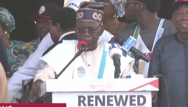 “Gazelle Gagaraga”: Tinubu mumbles another word salad about Yahoo boys on campaign trail